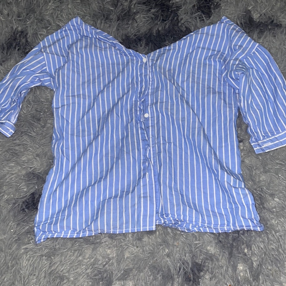 Off shoulder button up